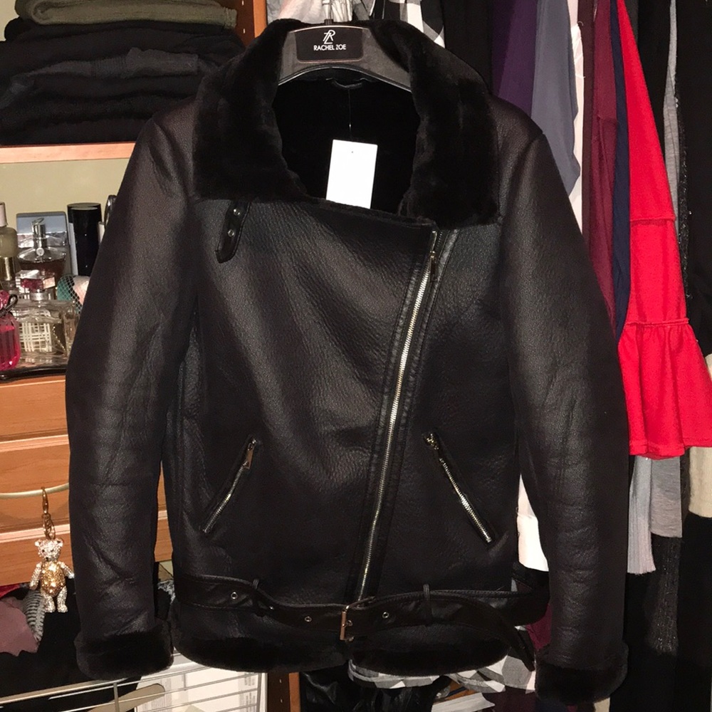 BRAND NEW! NEW PICS! Faux Shearling biker jacket